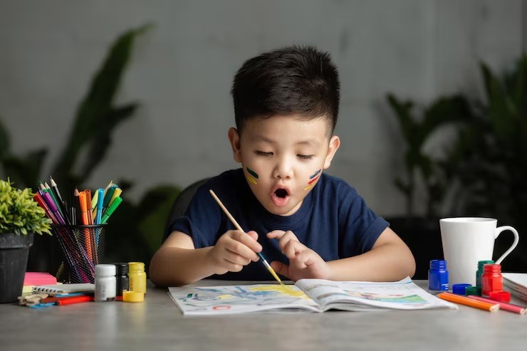 cara mendidik anak perfeksionis, tips parenting anak ambisius, cara menghadapi anak takut gagal, disiplin positif anak, anak terlalu menuntut diri, mengasuh anak cerdas emosional, strategi pengasuhan anak sensitif, anak berstandar tinggi.